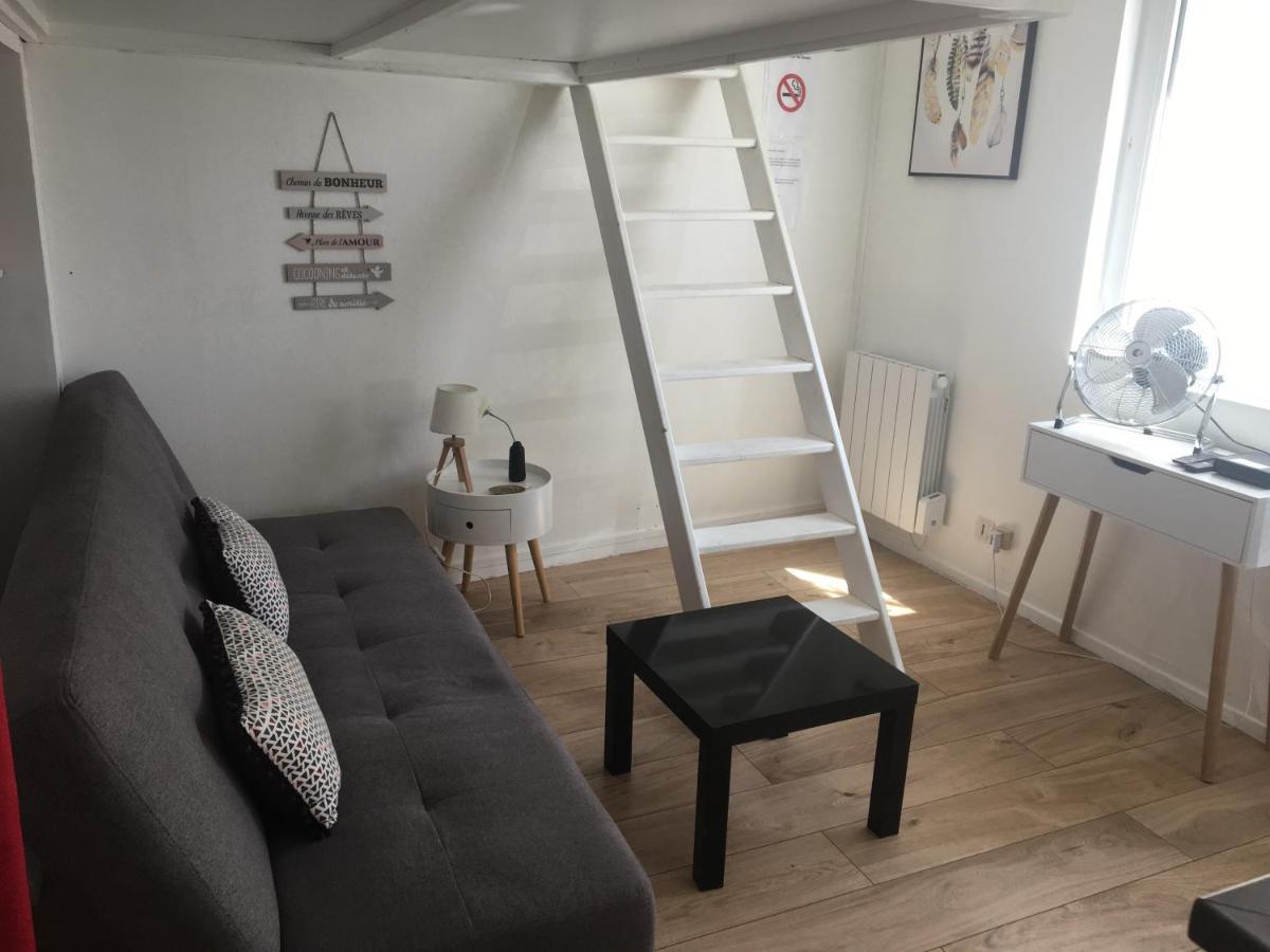 Lovely Studio Bourges Bagian luar foto